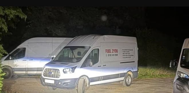 驻英美军基地遇袭未遂，5人涉恐被抓，特朗普称盯了很久