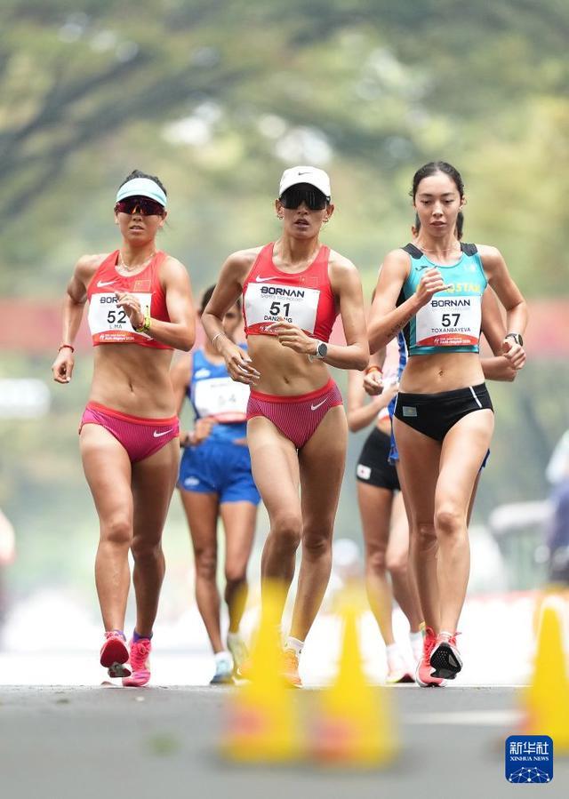中国选手递补获女子马拉松竞走金银 因对手穿错鞋 国乒小将一日双杀日本强敌