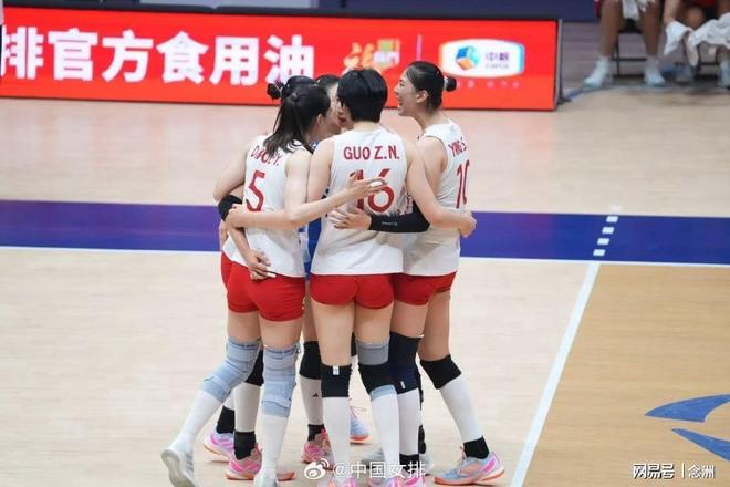 对中国女排只字不提！31岁朱婷被追问亚锦赛：这问题真能绕过去？