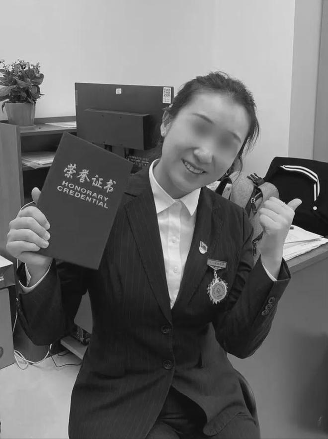 高空抛砖致28岁女律师殒命 肇事男子被执行死刑