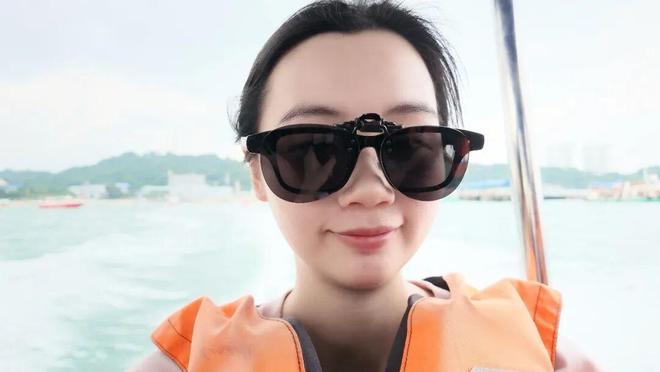 AI眼镜能当翻译和导游吗？我在泰国试了6天，结果有点意外