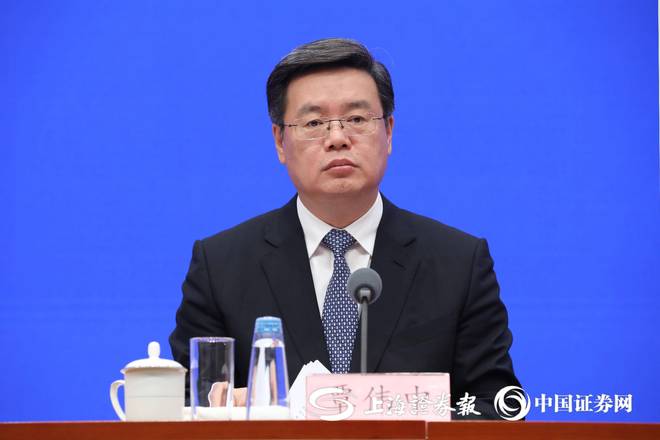覃伟中接受审查调查，广东强调须深刻汲取教训